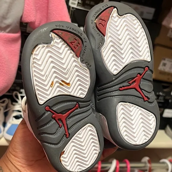 Jordan retro 12 gray and white - Picture 4 of 5